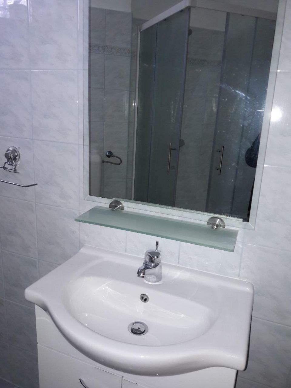 Apartmaji, Sobe - Obzidje Hotel ไพราน ภายนอก รูปภาพ